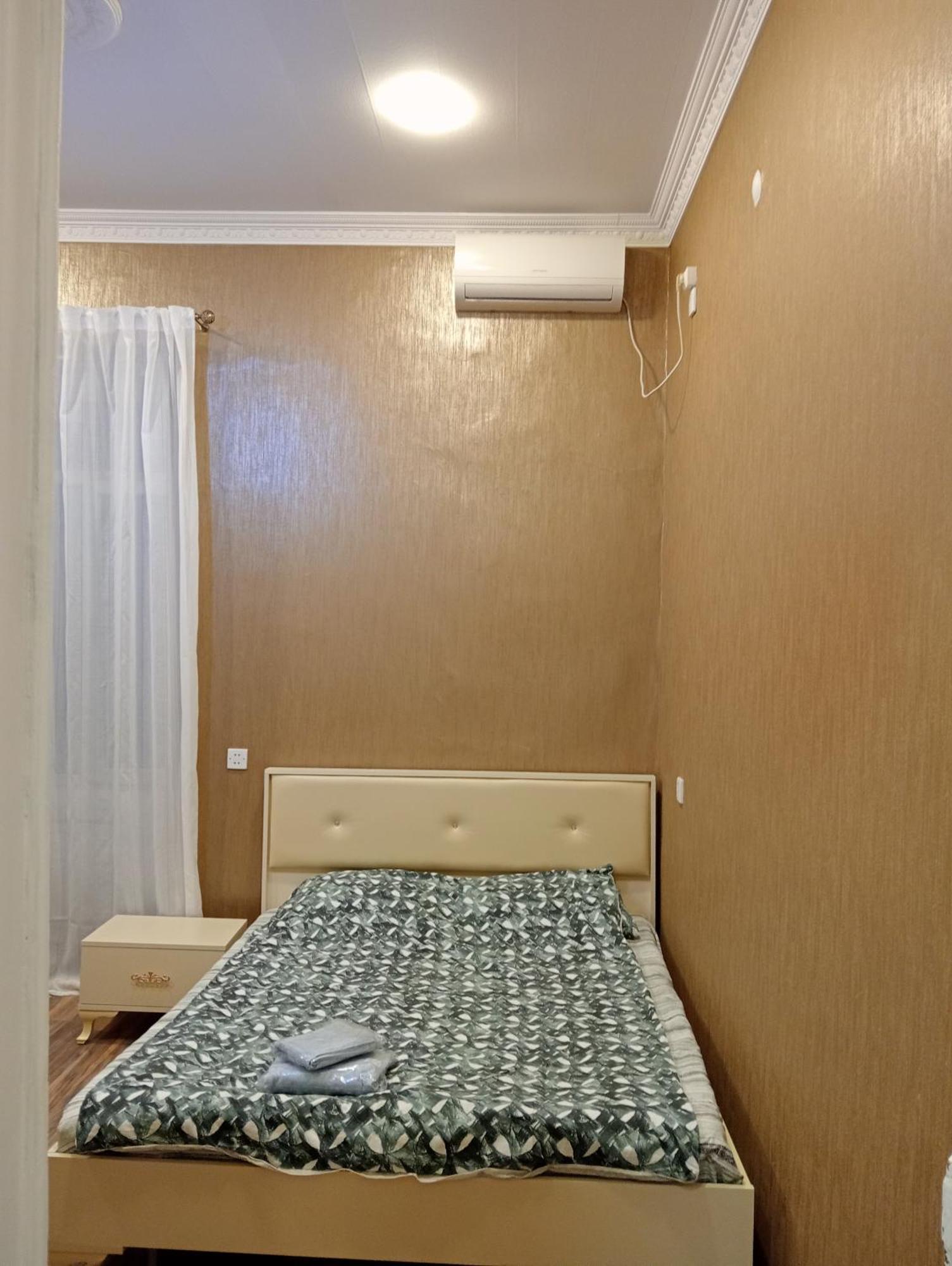 Apartment On The Delara Aliyeva Street Baky Esterno foto
